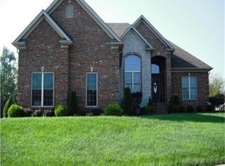 6604 Clover Ridge Dr, Charlestown, IN 47111