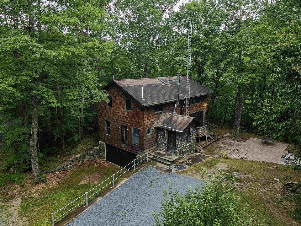 1044 Plain Road, Hinsdale, NH 03451 Zillow