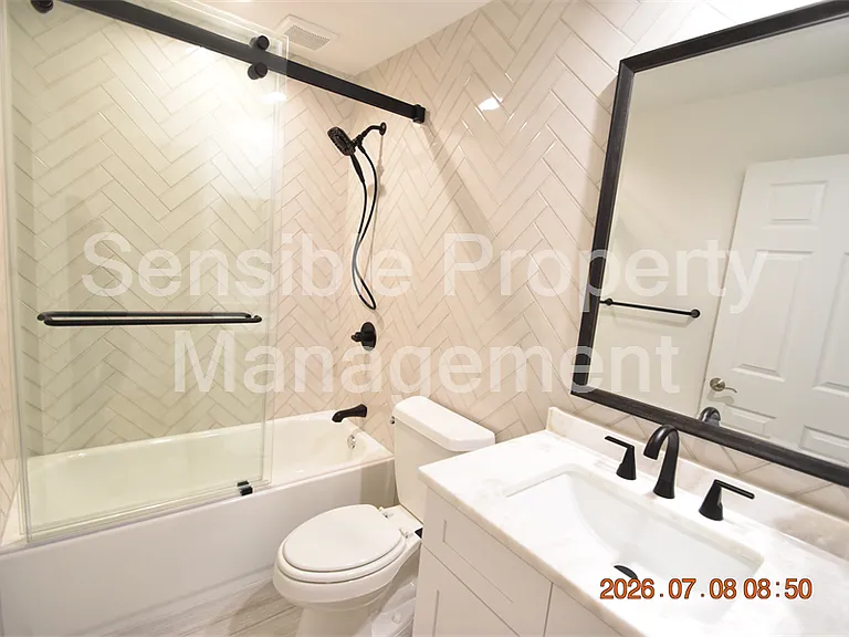 1138 Shipwatch Cir — Photo 43