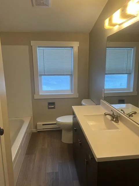 2 bed, 900 sqft, $1,000 — Photo 4