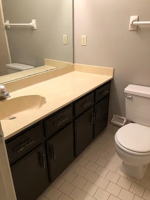 3 bed, 1800 sqft, $1,350 — Photo 2