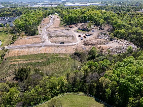 3rd image of 12474 Old Hickory Blvd