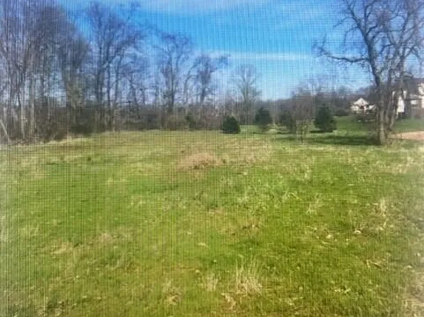 4752 Kalmbach Rd, Chelsea, MI 48118