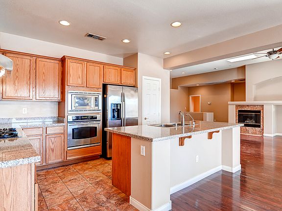 4th image of 1050 Lush Hillside Ct