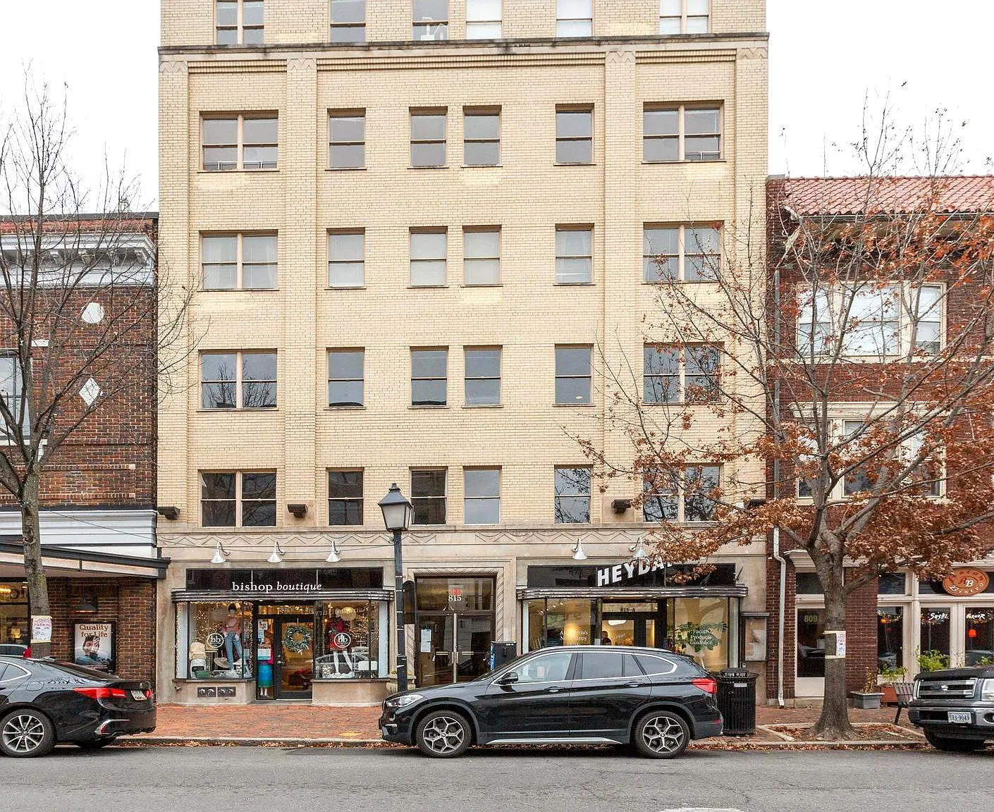 1 bed, 1.0 bath, 445 sqft, $2,567 — Photo 1