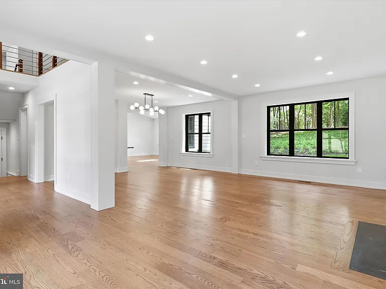 5921 Chesterbrook Rd — Photo 17