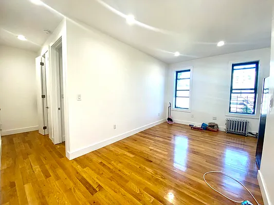 Rented by Lang Realty LLC | media 30