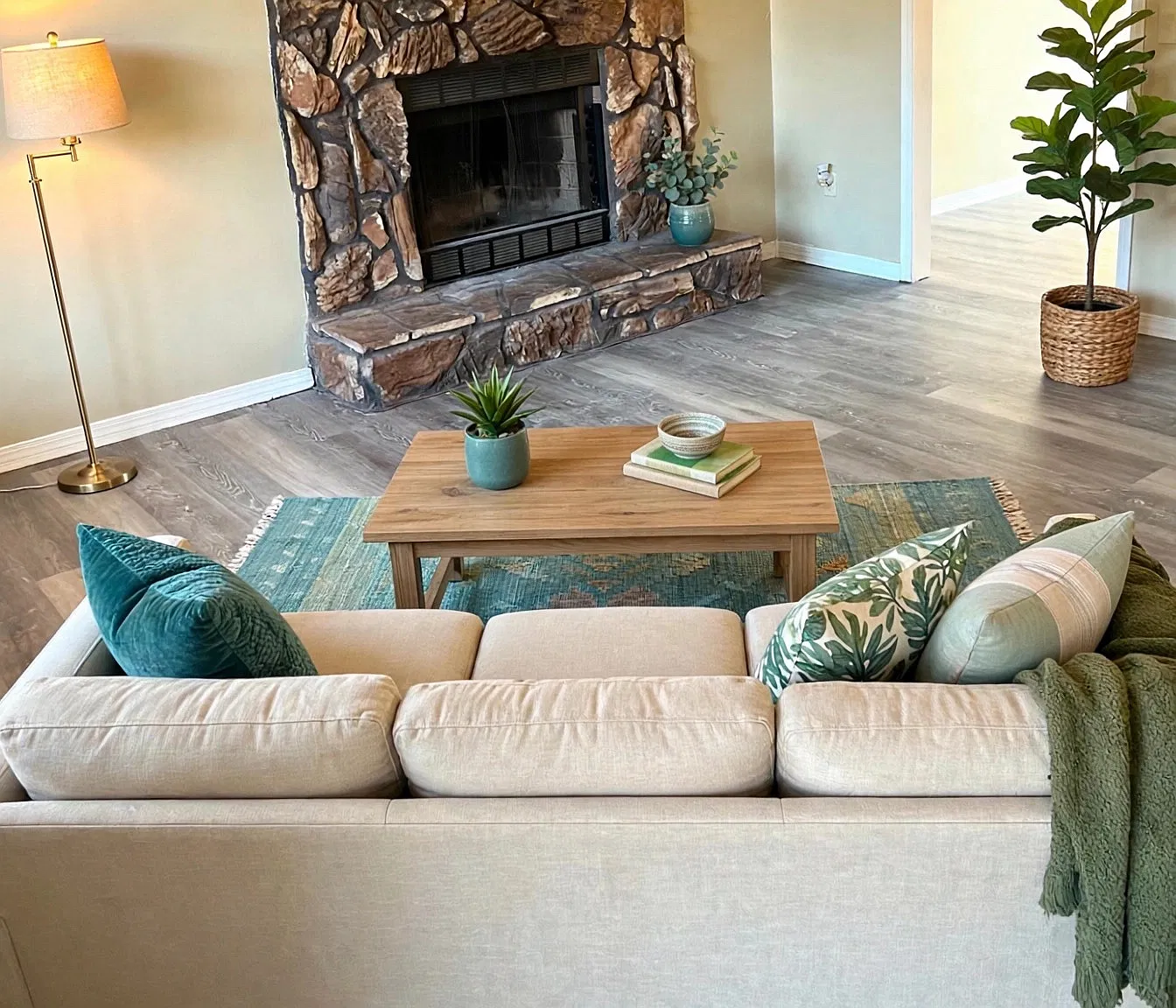 2 bed, 864 sqft, $1,250 — Photo 3