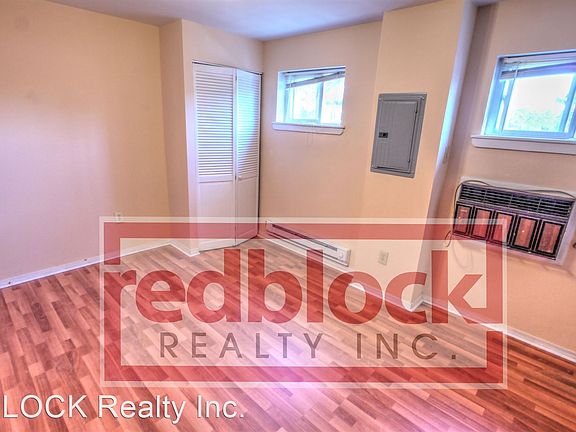 3rd image of 4917 Wissahickon Ave