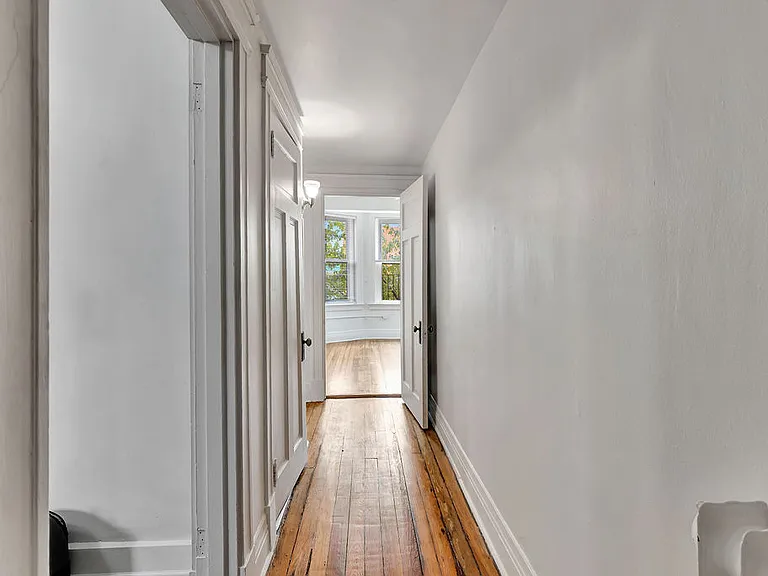 35 E 8th St #B — Photo 15