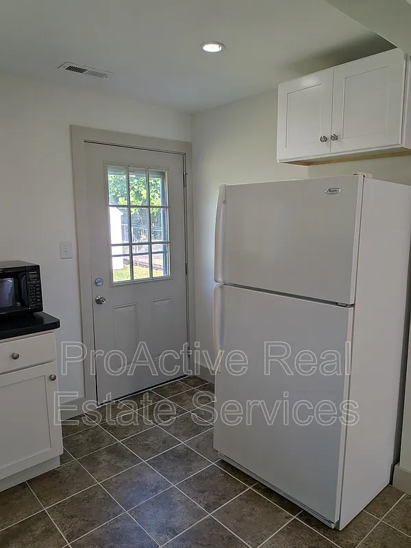 Building Photo - 3477 E Bonner Dr