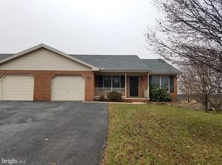 1375 Overlook Rd, Middletown, PA 17057
