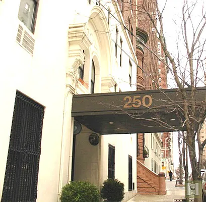Sold by Halstead Real Estate | media 20