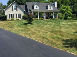 66 Drakes Creek Dr, Bowling Green, KY 42103