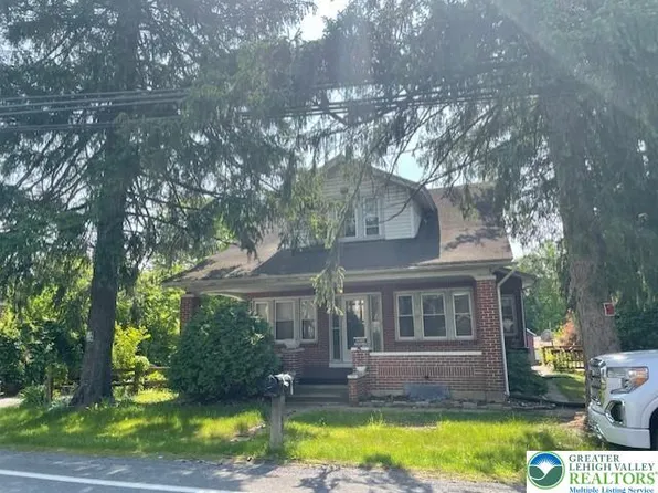 7142 State Route 873, Slatington, PA 18080