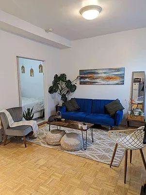 Rented by BuySell Real Estate Inc | media 22