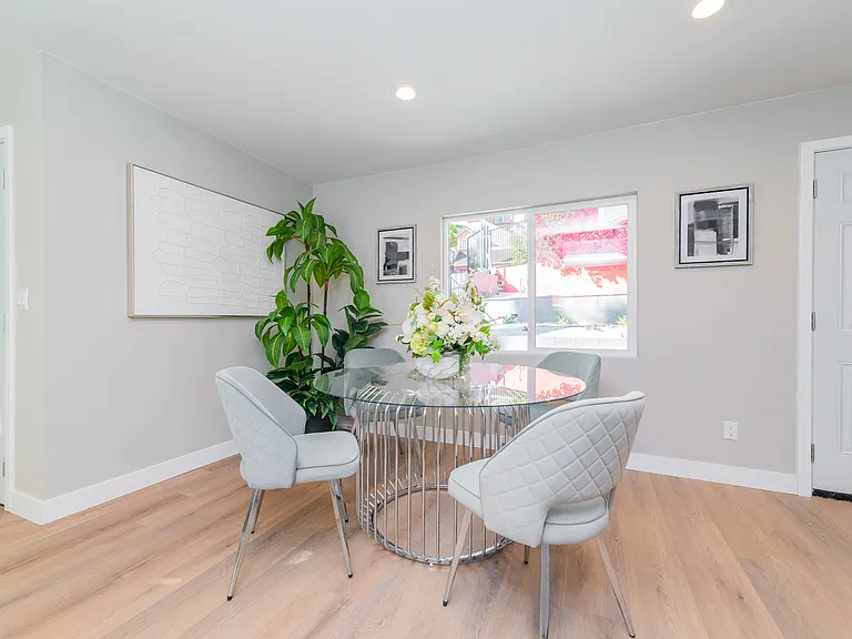 1248 N Bonnie Beach Pl — Photo 6