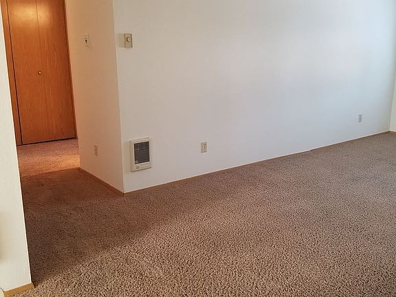 2nd image of 13708 NE 18th St APT 15