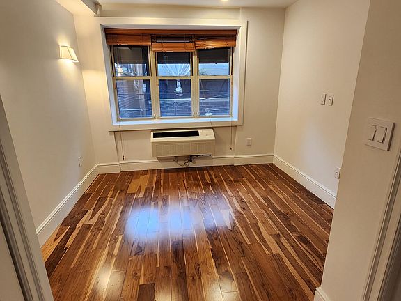 5th image of 12-07 31st Ave #1