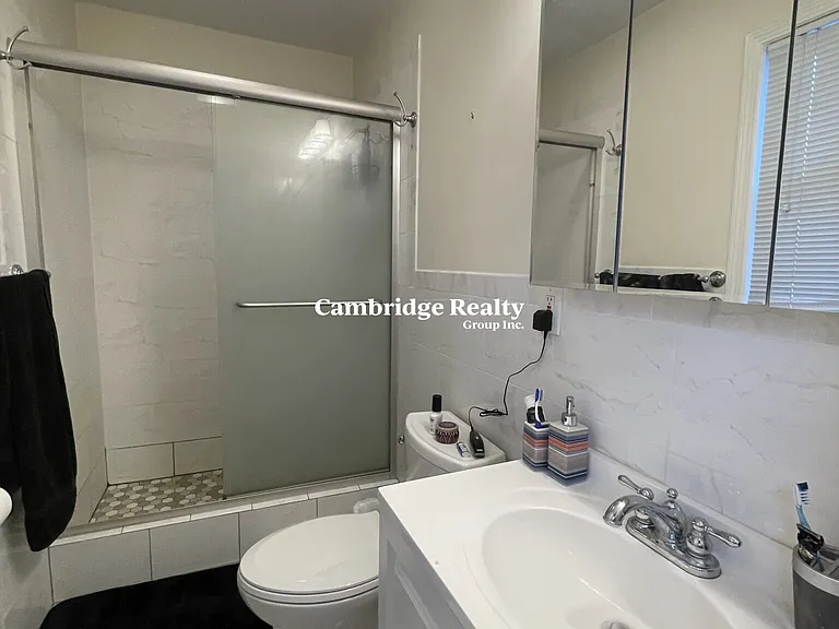 65 Fairbanks St #2T — Photo 24