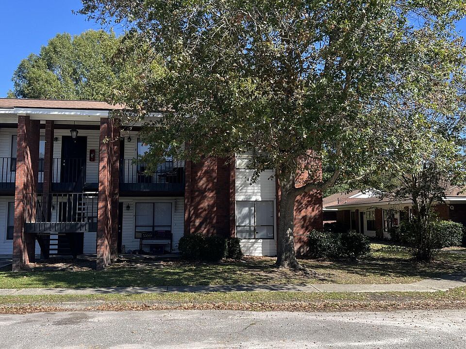 1st image of 251 Rast St