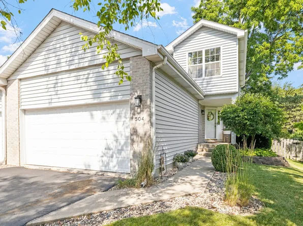 504 N Reef Rd, Lockport, IL 60441