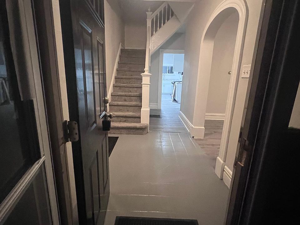 Entry Foyer