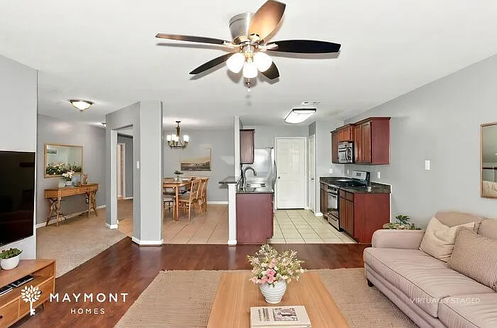 3 bed, 2.0 bath, 1393 sqft, $1,945 — Photo 3