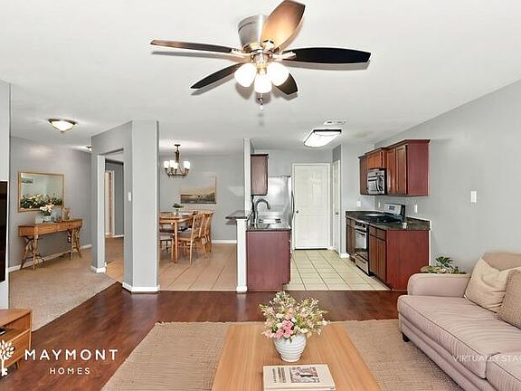 3rd image of 2107 Golden Topaz Dr