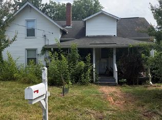 135 Goodman Rd, Troutman, NC 28166