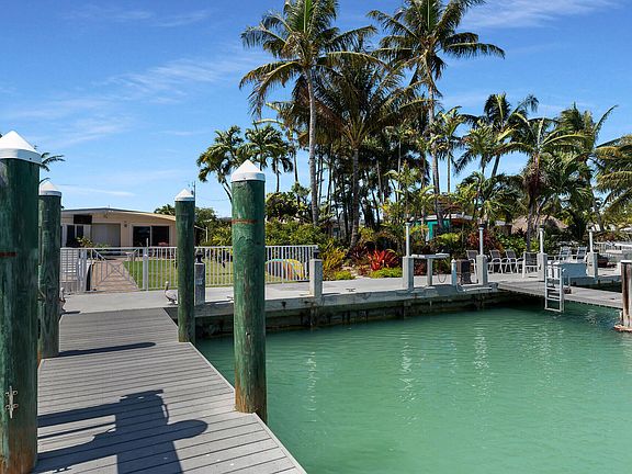 5th image of 70 7th St