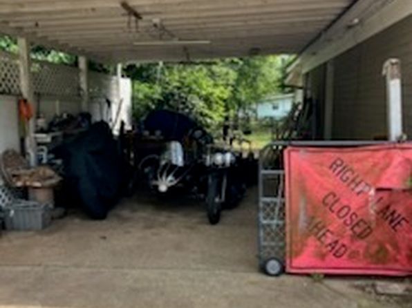 1812 W Broad Ave, Albany, GA 31707