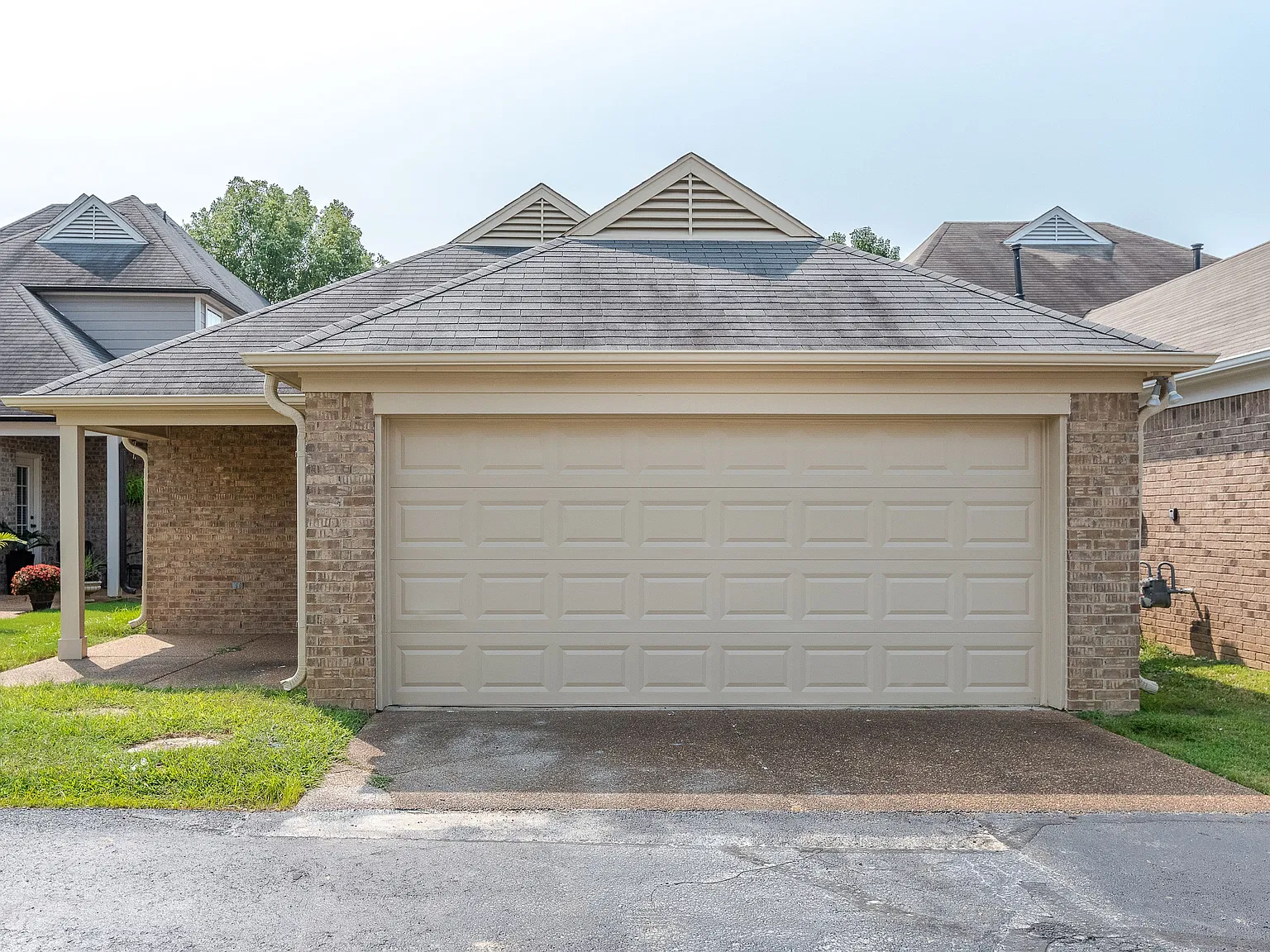 7188 Tivoli Lane-H - 1 — Photo 3