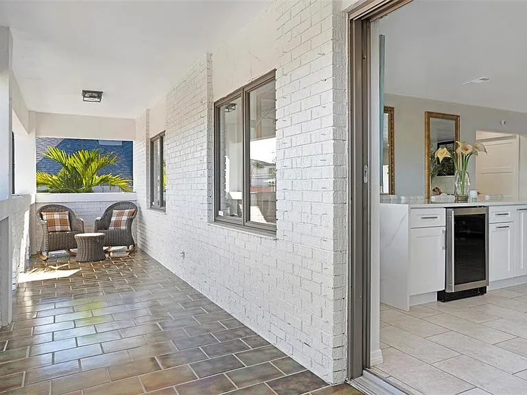 2710 Hibiscus Dr W — Photo 21