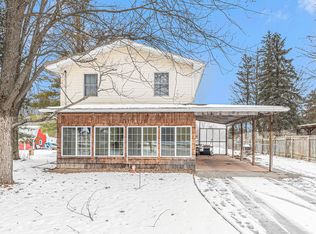 2725 E Ashby Rd, Midland, MI 48640