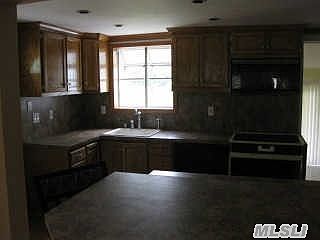 4th image of 308 Muriel St