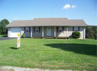 183 Rolling Springs Rd, Russell Springs, KY 42642