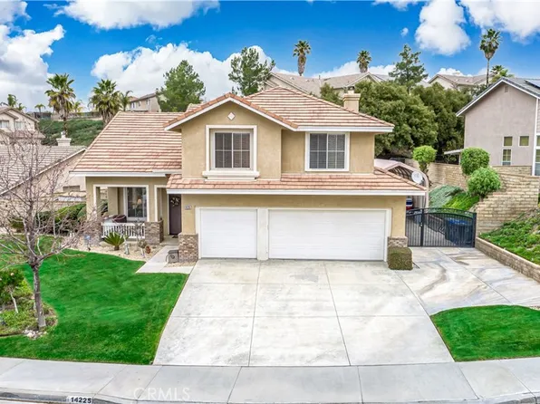 14225 Everglades Ct, Santa Clarita, CA 91387