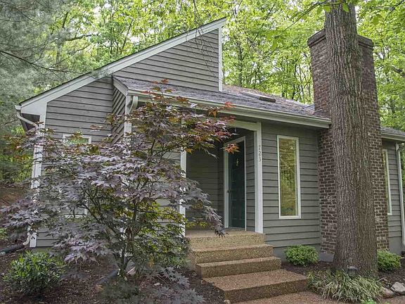 4th image of 723 Flower Dr