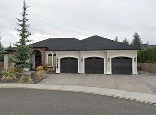 674 Nuvola Vista Ct, Richland, WA 99352