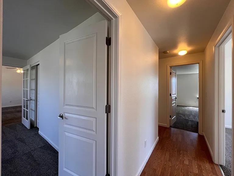 2628 Elizabeth Pkwy — Photo 21