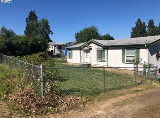 161 NW Woodland Dr, Winston, OR 97496