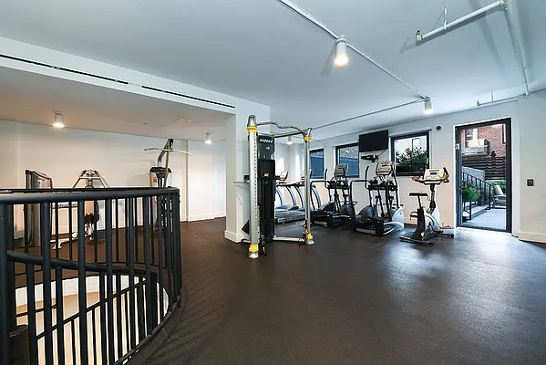 Rented by Bold New York | media 12