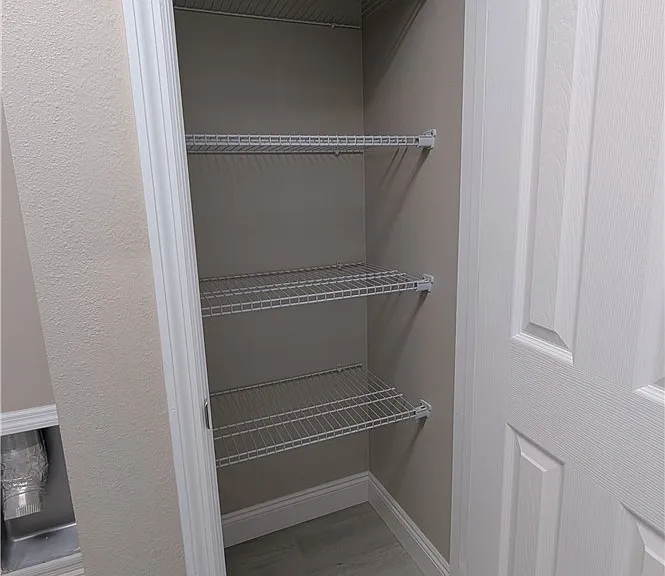 7708 N Paris Dr — Photo 28