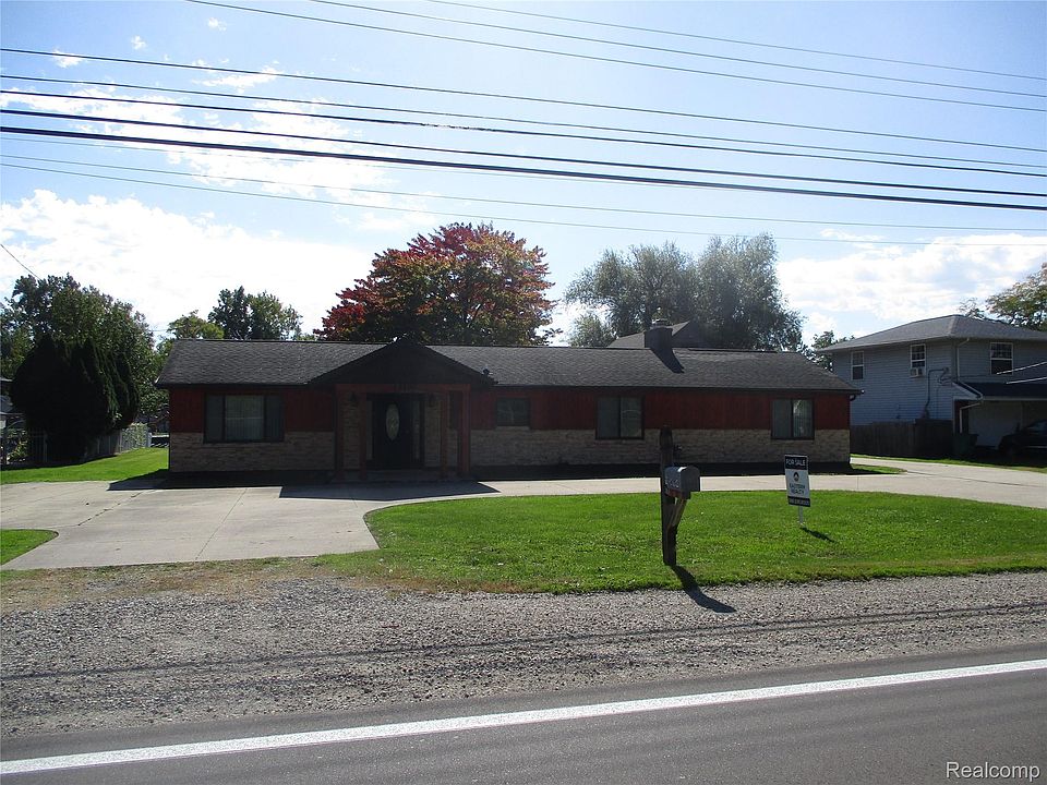 1st image of 25800 N North River Rd