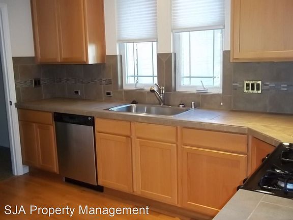 4th image of 23686 NE Twinberry Way