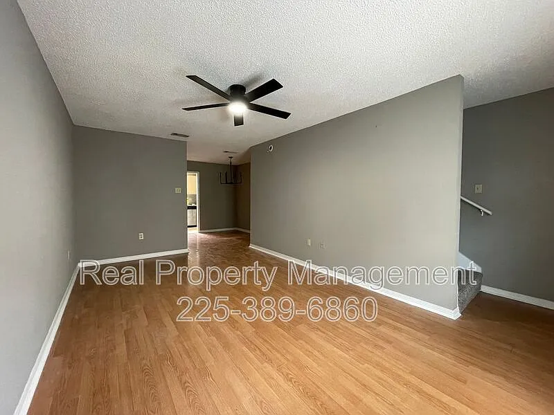 Building Photo - 1704 Brightside Dr #C