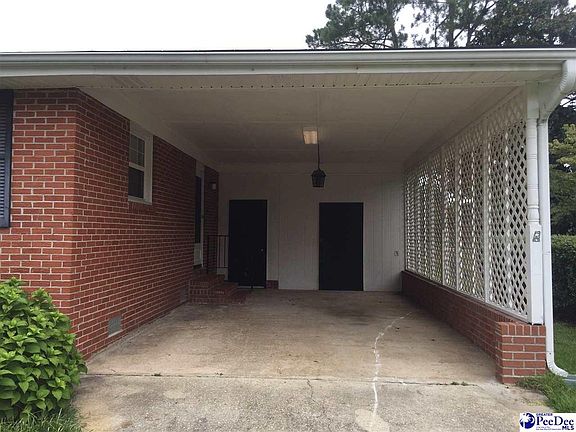 4th image of 311 Hutchinson Ave