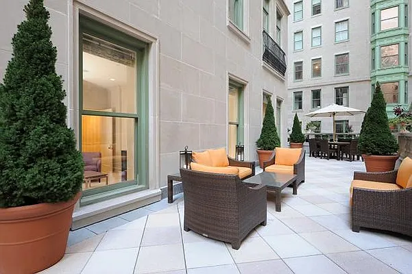 Sold by Helen Downey, LREB | media 11