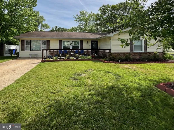 201 Barksdale Ave, Waldorf, MD 20602